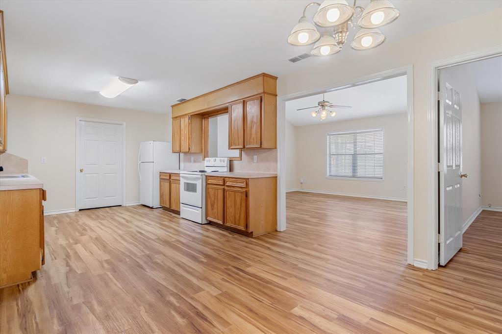 Raintree Lakes - Residential