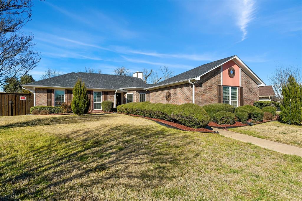 14 Alamosa Drive