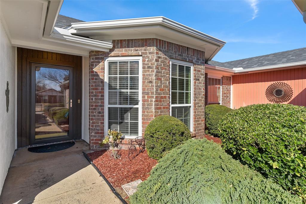 14 Alamosa Drive