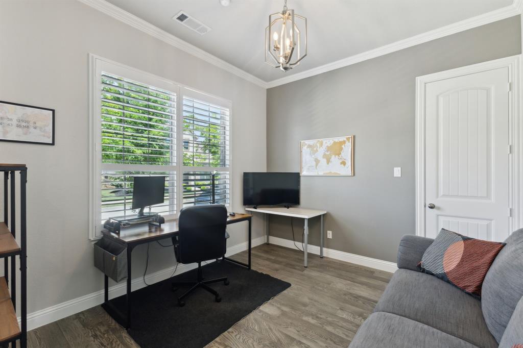 1642 Ashington Trail