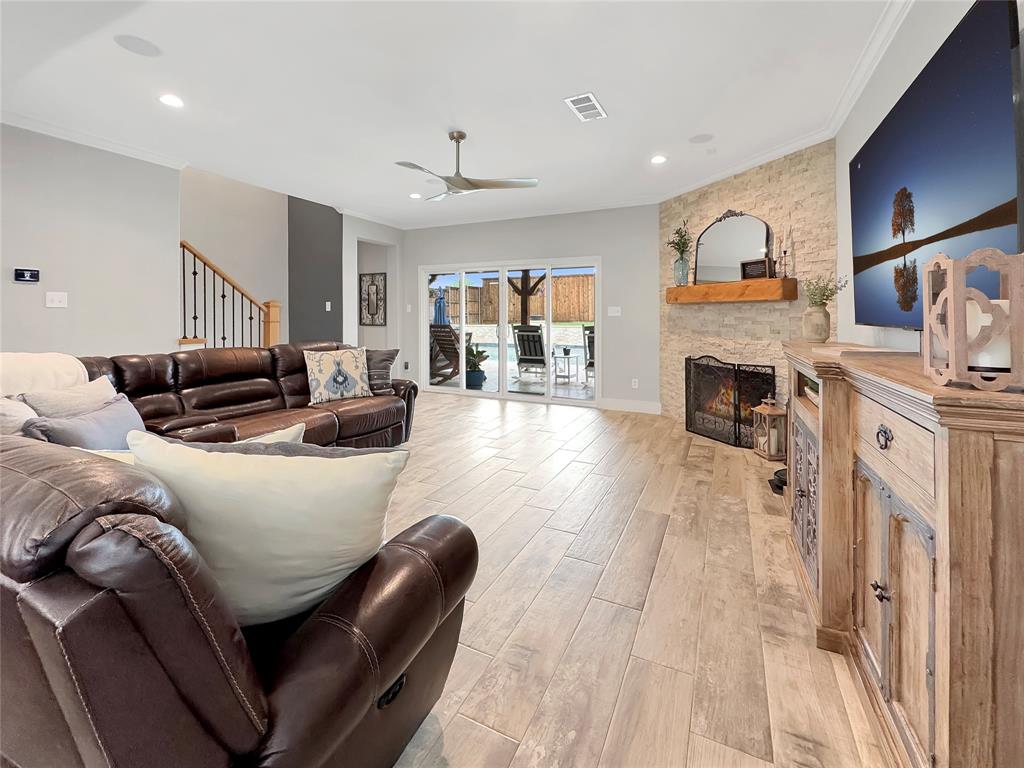 Summit View Lake Ph Two - Residential