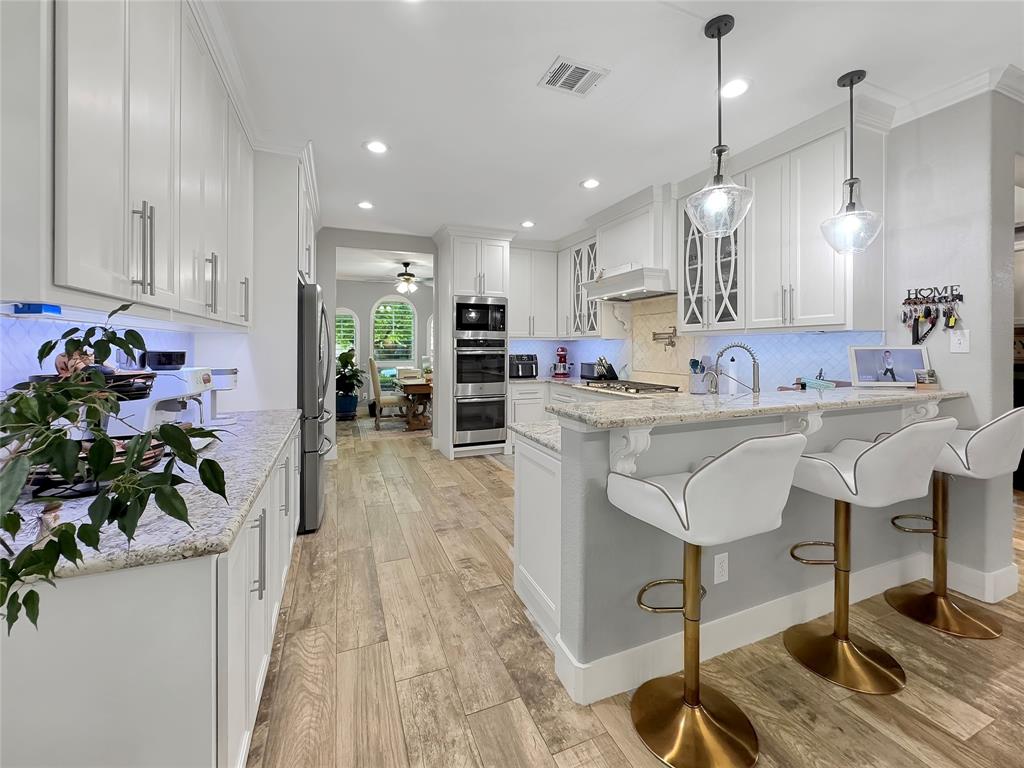 5216 Bear Valley Drive
