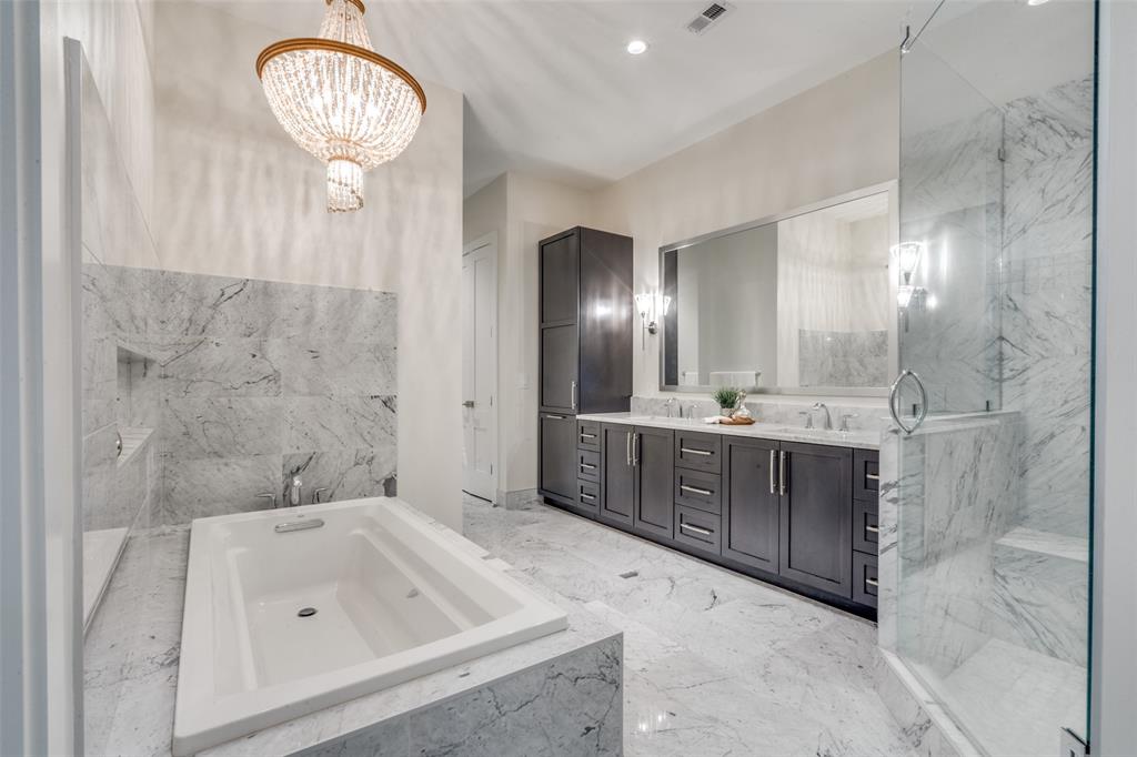 Lakeside Tower - Residential