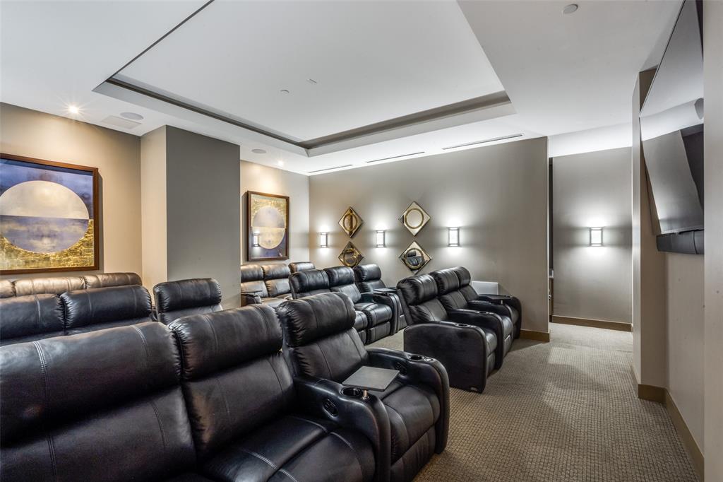 Lakeside Tower - Residential