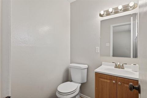 Tiny photo for 1521 Holiday Place, Bossier City, LA 71112 (MLS # 21196522)