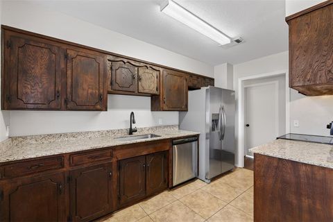 Tiny photo for 1521 Holiday Place, Bossier City, LA 71112 (MLS # 21196522)