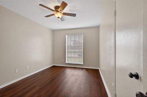 Tiny photo for 1521 Holiday Place, Bossier City, LA 71112 (MLS # 21196522)