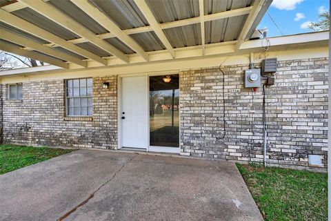 Tiny photo for 1521 Holiday Place, Bossier City, LA 71112 (MLS # 21196522)