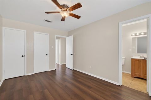 Tiny photo for 1521 Holiday Place, Bossier City, LA 71112 (MLS # 21196522)