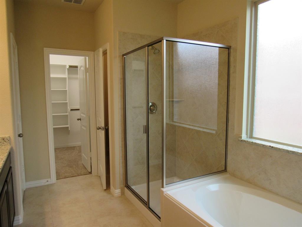 ARTESIA NORTH PHASE 4 - Residential Lease