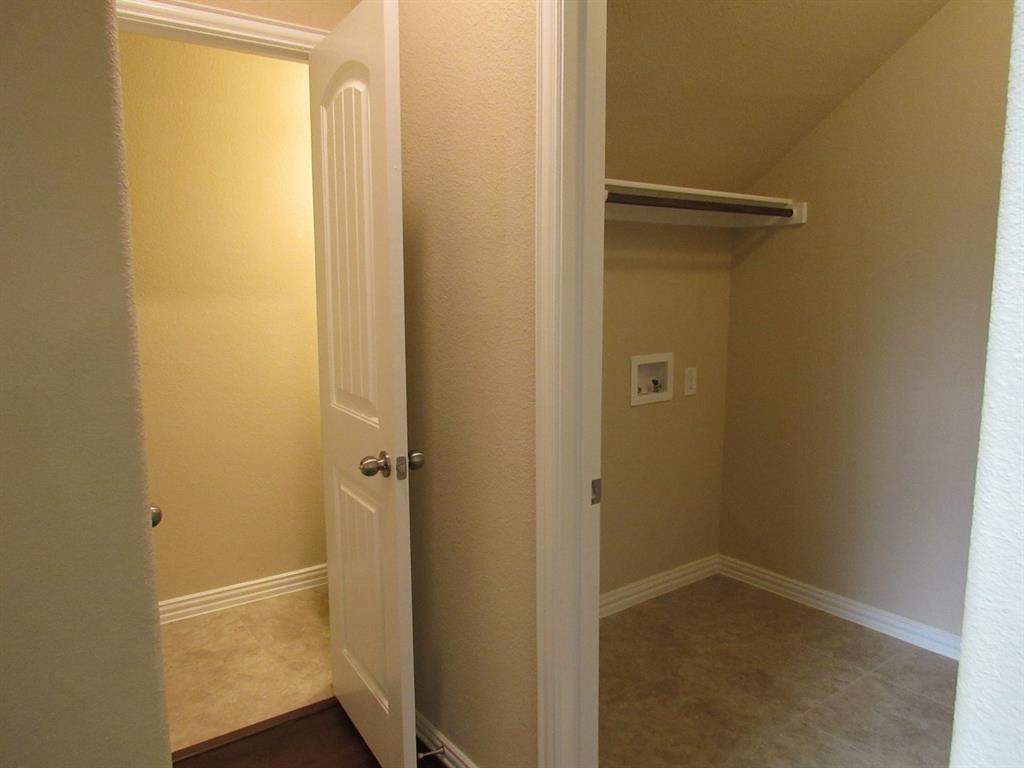 ARTESIA NORTH PHASE 4 - Residential Lease