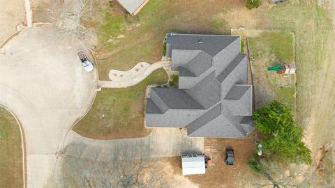 Tiny photo for 3760 Woodland Lane, Paris, TX 75462 (MLS # 21197626)