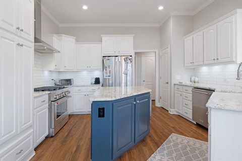 Tiny photo for 3760 Woodland Lane, Paris, TX 75462 (MLS # 21197626)