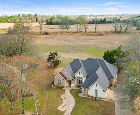 Tiny photo for 3760 Woodland Lane, Paris, TX 75462 (MLS # 21197626)