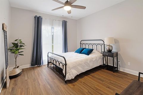 Tiny photo for 3760 Woodland Lane, Paris, TX 75462 (MLS # 21197626)