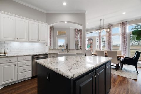 Tiny photo for 3760 Woodland Lane, Paris, TX 75462 (MLS # 21197626)