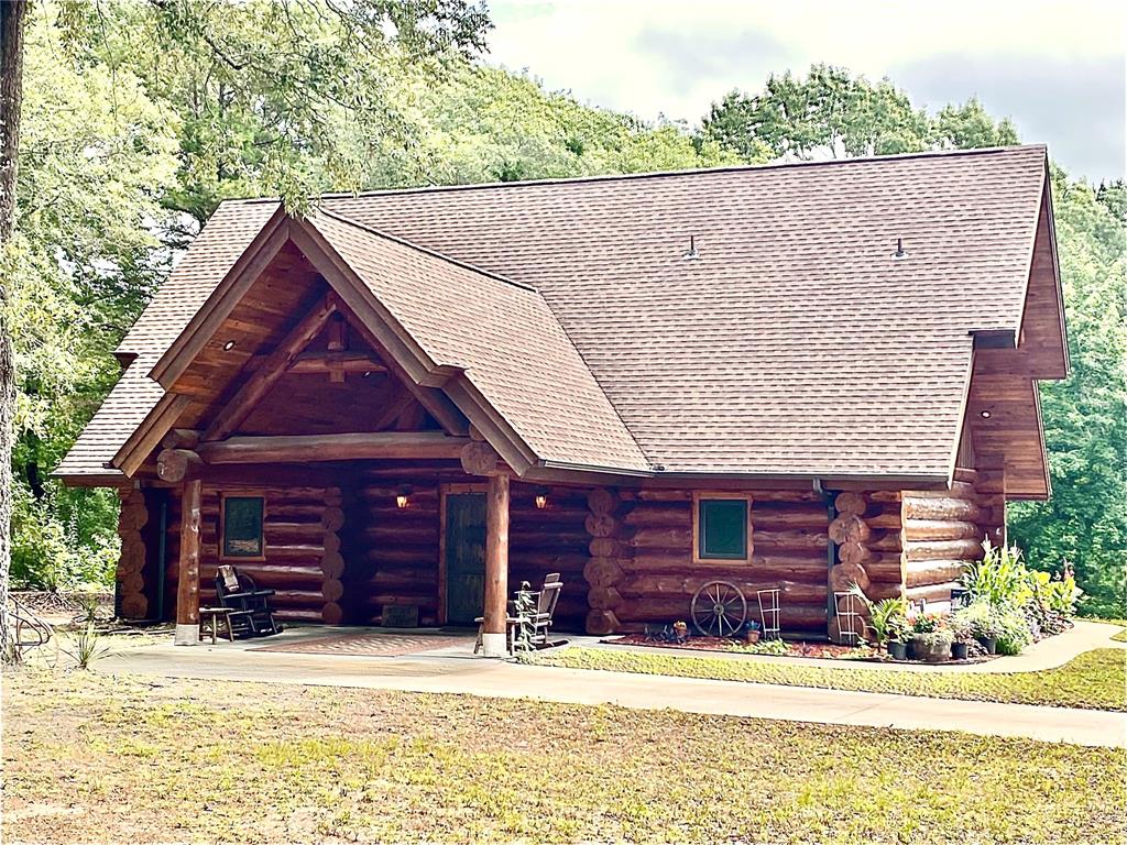 200 County Road 3282