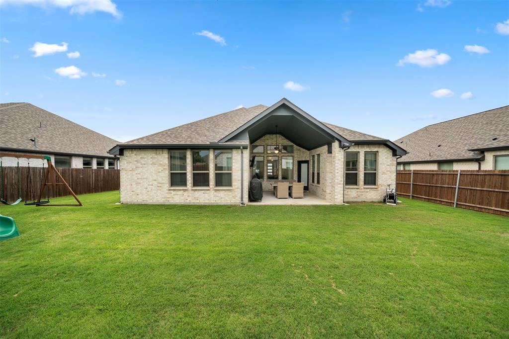 Forney, Texas 75126, United States, 4 Bedrooms Bedrooms, ,3 BathroomsBathrooms,Residential,Pending,127196