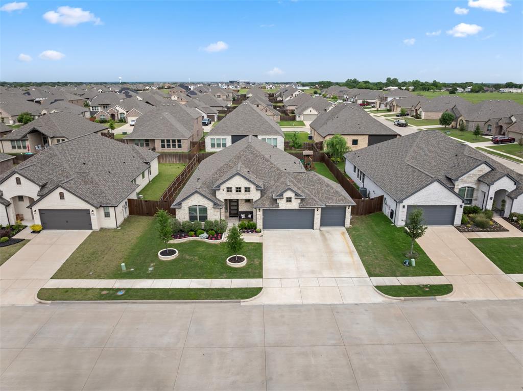 Forney, Texas 75126, United States, 4 Bedrooms Bedrooms, ,3 BathroomsBathrooms,Residential,Pending,127196