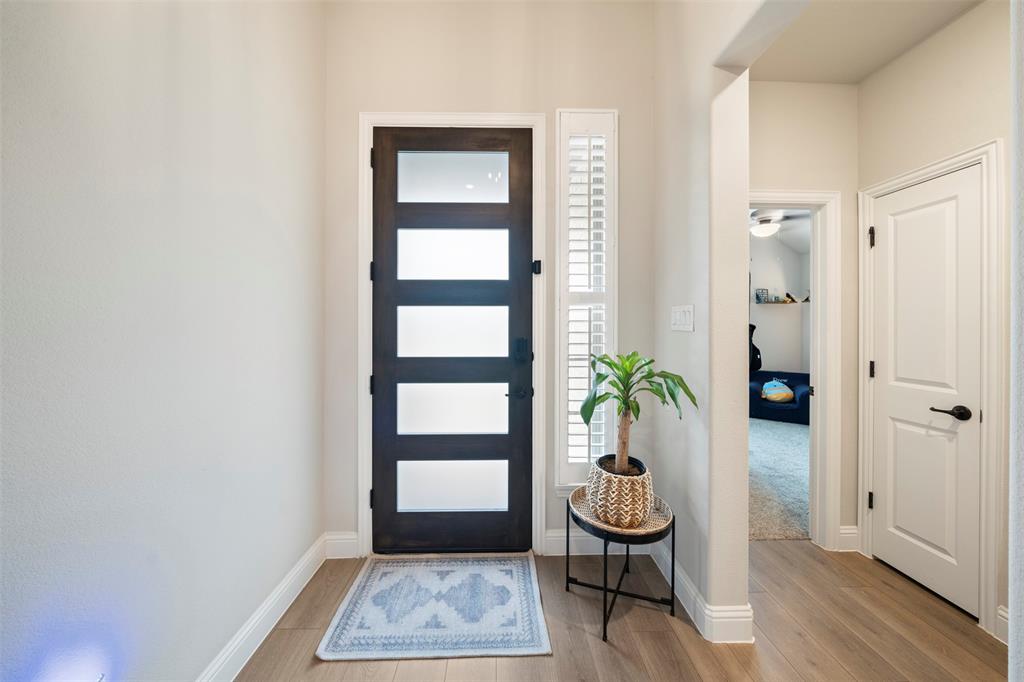 Forney, Texas 75126, United States, 4 Bedrooms Bedrooms, ,3 BathroomsBathrooms,Residential,Pending,127196