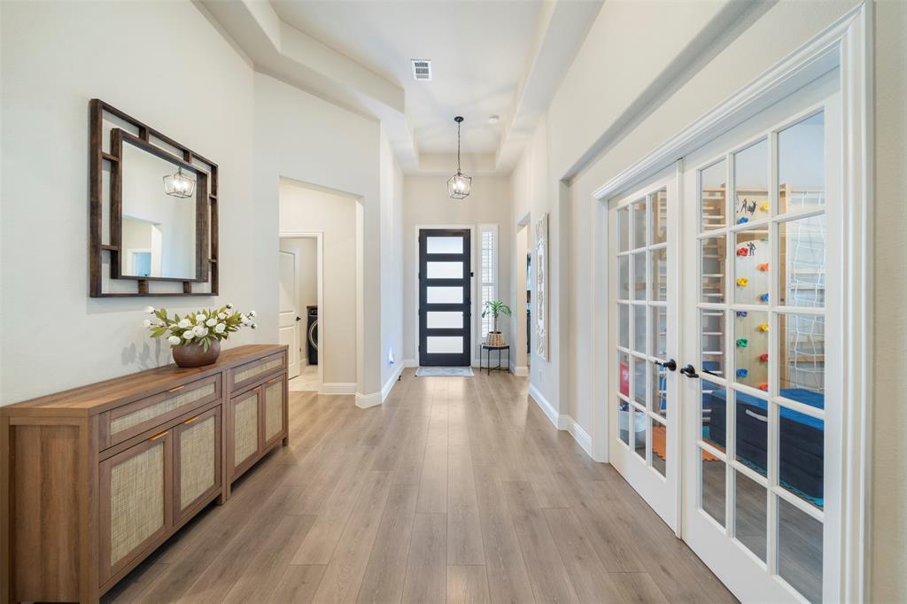 Forney, Texas 75126, United States, 4 Bedrooms Bedrooms, ,3 BathroomsBathrooms,Residential,Pending,127196