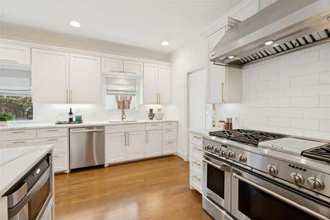 Tiny photo for 4557 Lorraine Avenue, Highland Park, TX 75205 (MLS # 21279129)