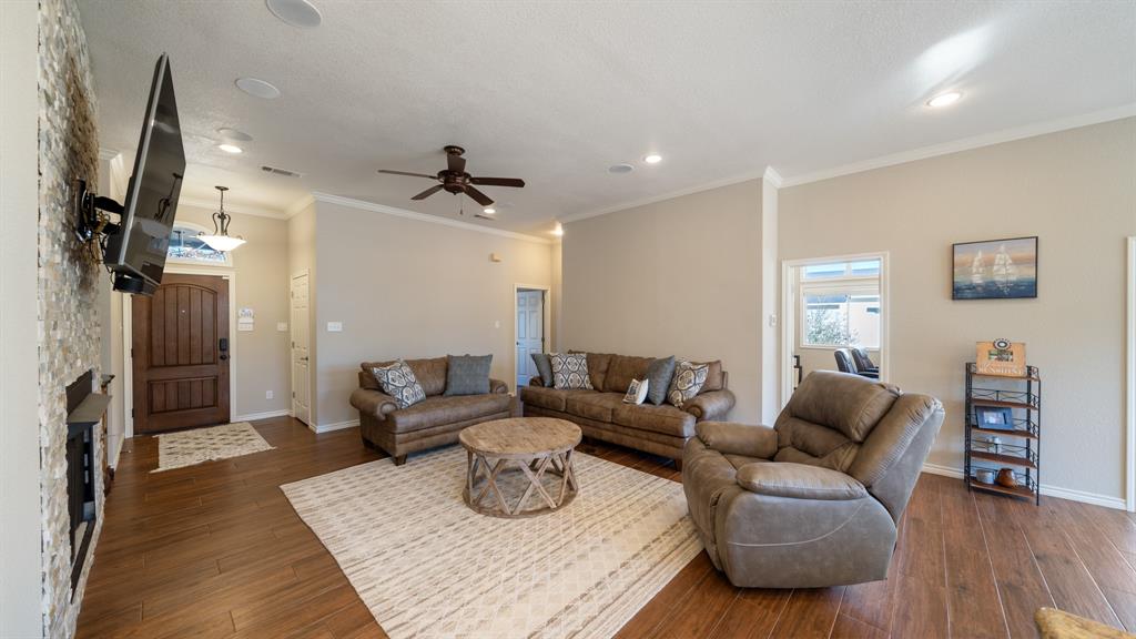 Enchanted Oaks North - Residential