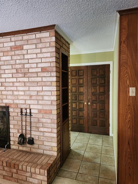 1117 Knotty Oaks Drive