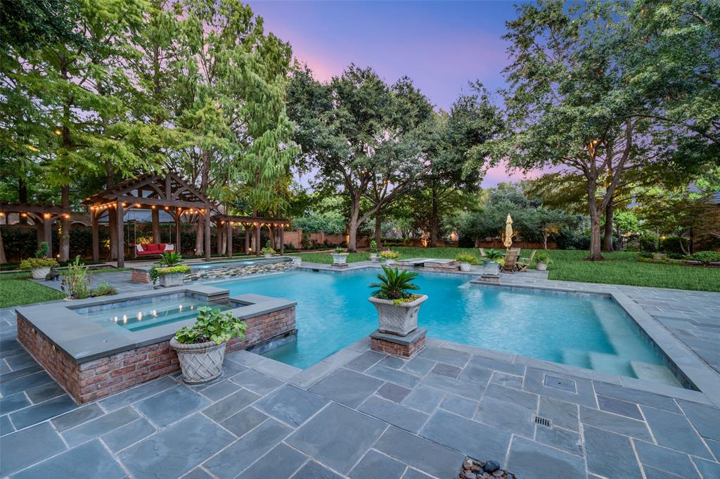 Willow Bend Country Ph Four - Residential