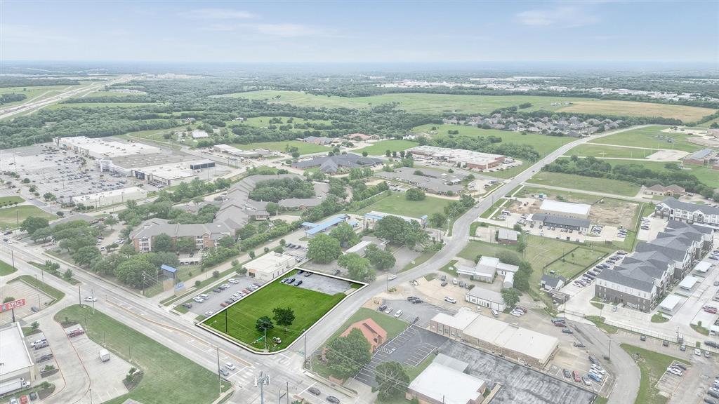 815 E Pecan Grove