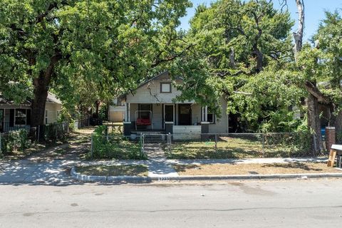 1223 Lagonda Avenue Fort Worth TX 76164