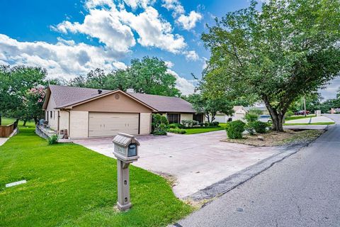 A home in Granbury