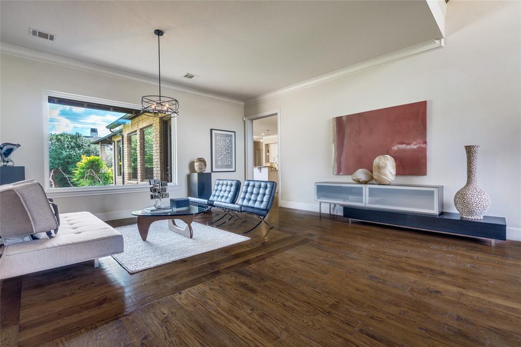 5650 Charlestown Drive