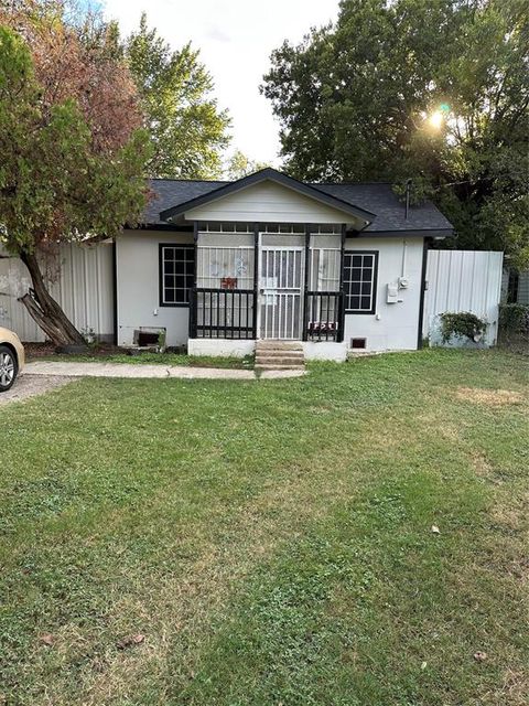 4007 Biglow Drive Dallas TX 75216