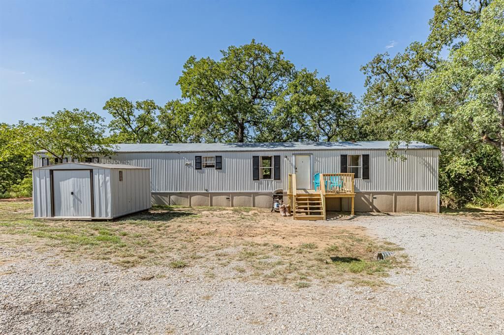 Photo of 4 Arroyo Court, Nocona, TX 76255 (MLS # 21194548)