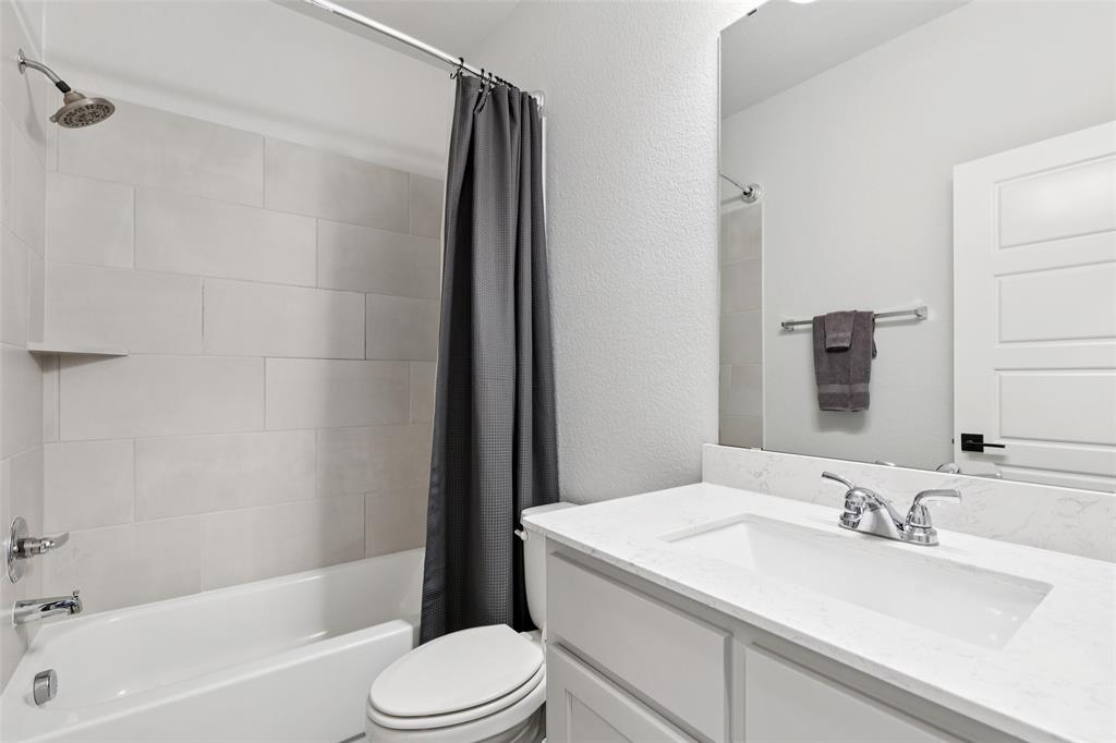 Prairie Oaks Ph 1 - Residential