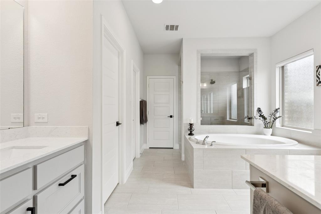 Prairie Oaks Ph 1 - Residential