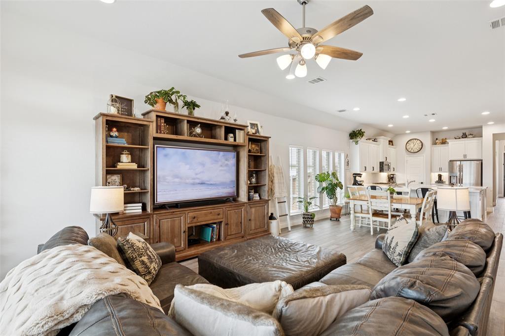 Prairie Oaks Ph 1 - Residential