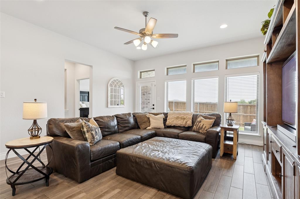 Prairie Oaks Ph 1 - Residential