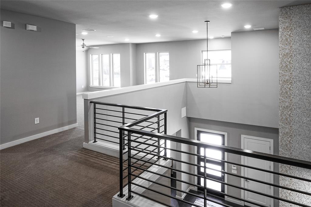 Creekside at Colleyville - Residential