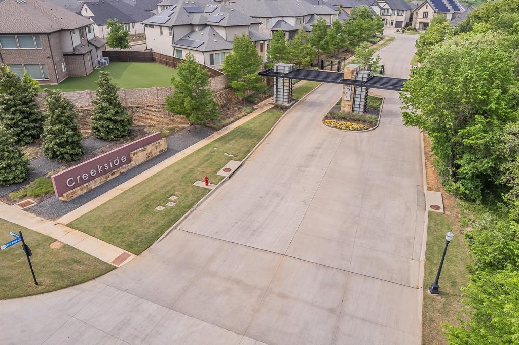 Creekside at Colleyville - Residential