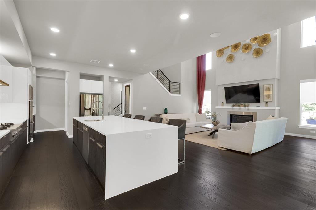 Creekside at Colleyville - Residential