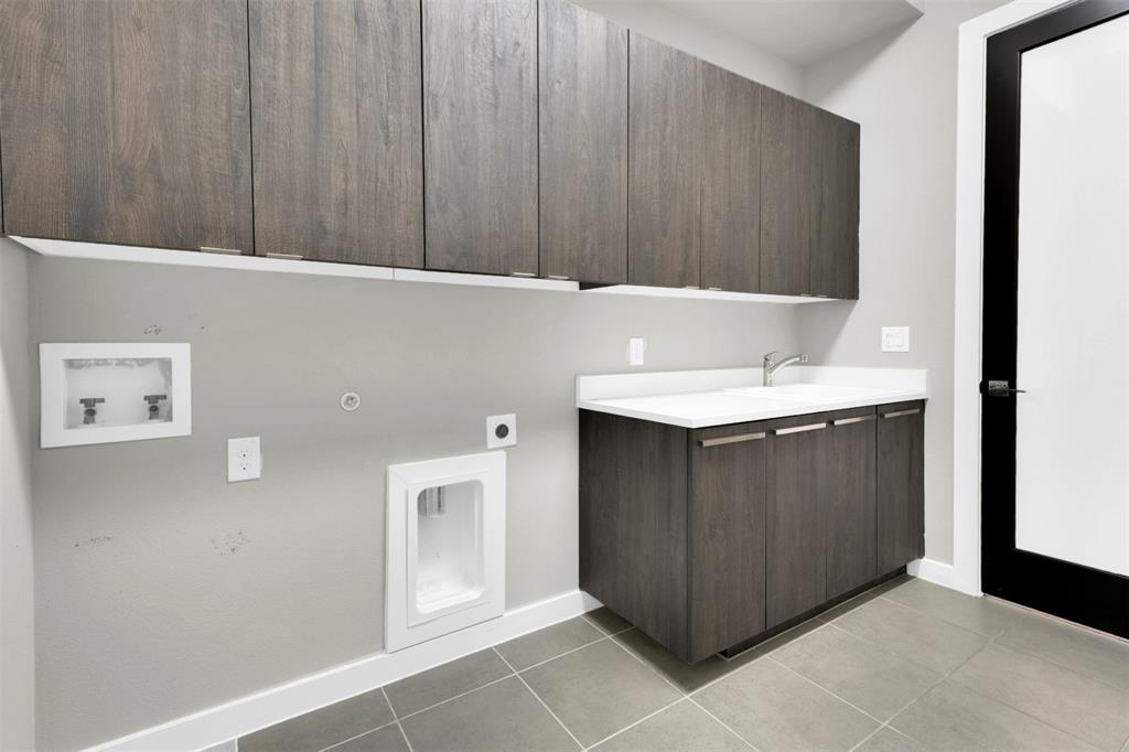 Creekside at Colleyville - Residential