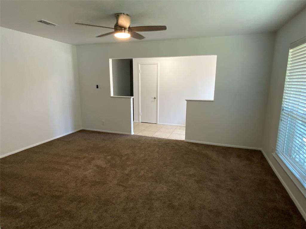 2116 Stratford Drive