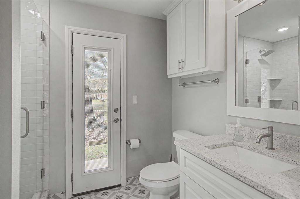 Freshhour 33 Survey Abstract - Land