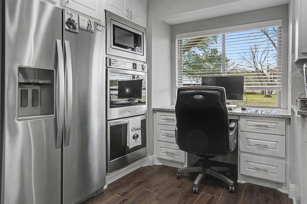 Freshhour 33 Survey Abstract - Land