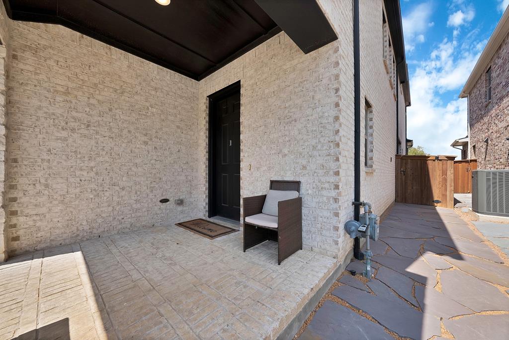 2585 Four Roses Drive
