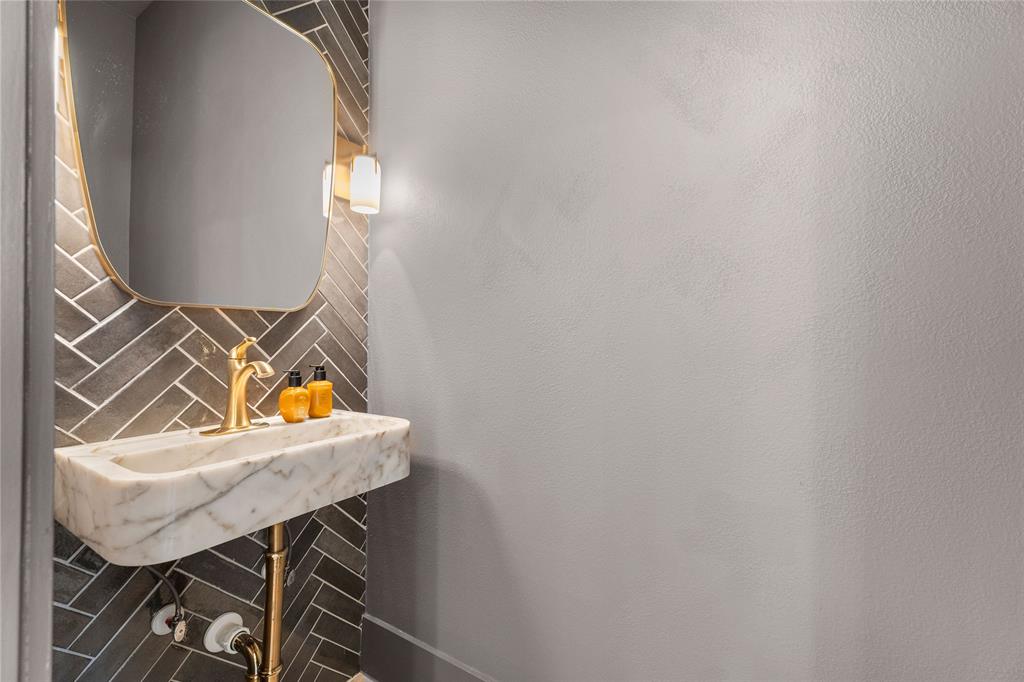 Broadvu - Residential