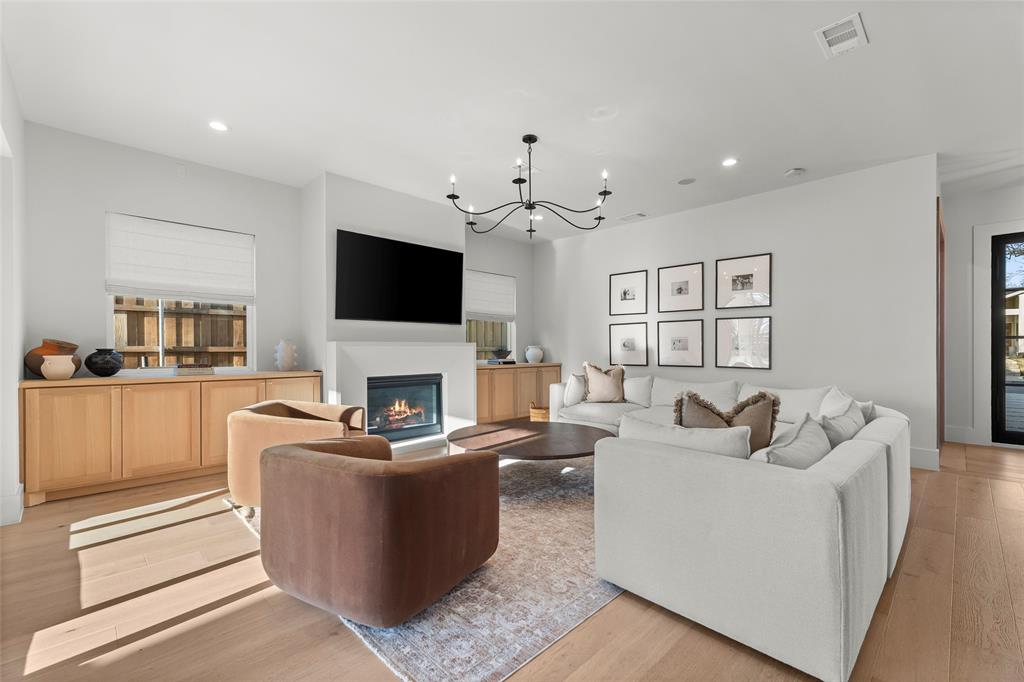 Broadvu - Residential