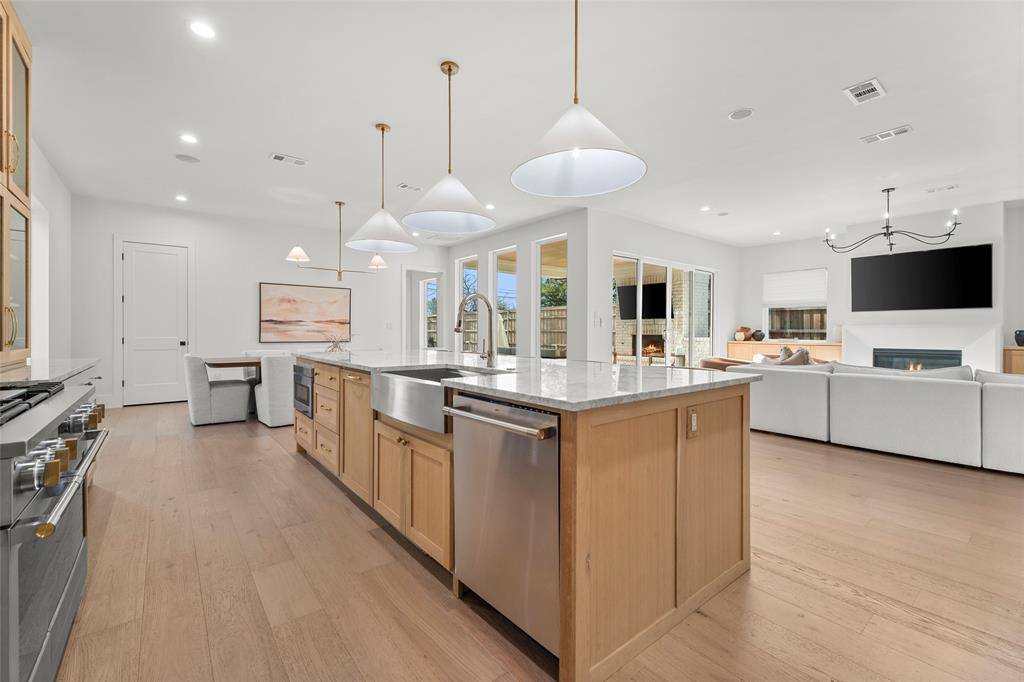 Broadvu - Residential